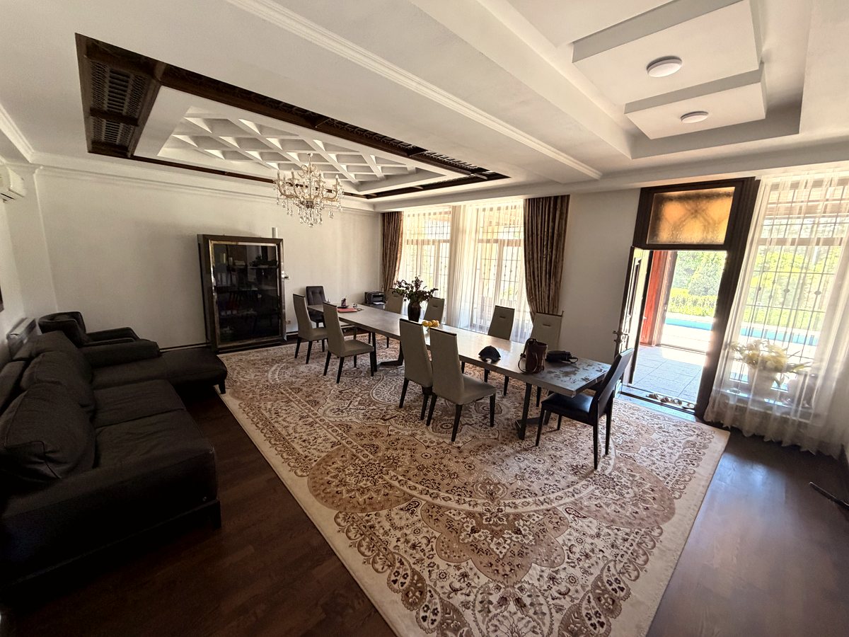 星月花园私邸公共起居空间实景